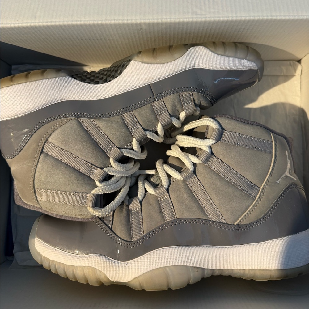 Jordan 11 cool grey